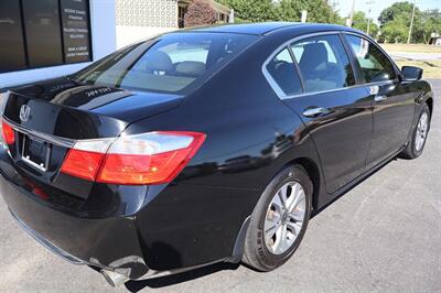 2015 Honda Accord LX 4dr Sedan CVT   - Photo 9 - Hickory, NC 28601