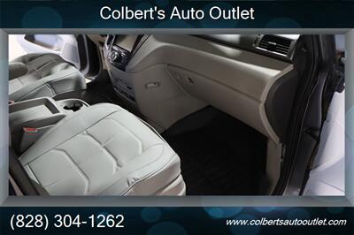 2014 Honda Odyssey Touring 4dr Mini Van   - Photo 26 - Hickory, NC 28601