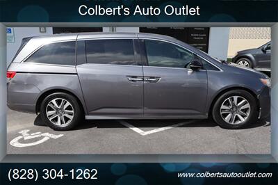 2014 Honda Odyssey Touring 4dr Mini Van   - Photo 18 - Hickory, NC 28601