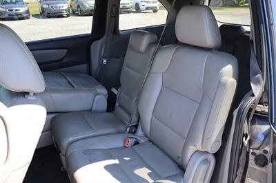 2014 Honda Odyssey Touring 4dr Mini Van - Photo 9 - Hickory, NC 28601