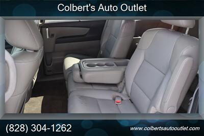 2014 Honda Odyssey Touring 4dr Mini Van   - Photo 22 - Hickory, NC 28601