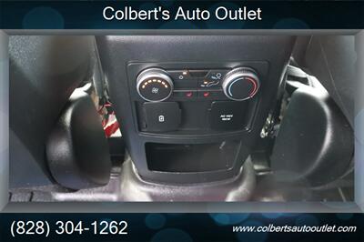 2020 Ford Explorer Limited   - Photo 14 - Hickory, NC 28601