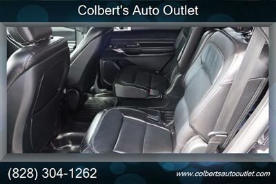 2020 Ford Explorer Limited   - Photo 13 - Hickory, NC 28601