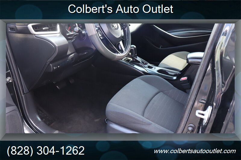 2020 Toyota Corolla SE - Photo 13 - Hickory, NC 28601