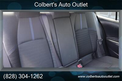 2020 Toyota Corolla SE - Photo 18 - Hickory, NC 28601