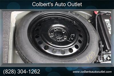 2018 Chrysler 300 Series S - Photo 23 - Hickory, NC 28601