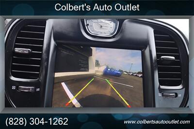 2018 Chrysler 300 Series S - Photo 31 - Hickory, NC 28601