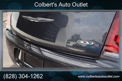 2018 Chrysler 300 Series S - Photo 60 - Hickory, NC 28601