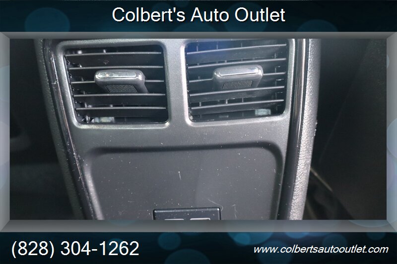 2018 Chrysler 300 Series S - Photo 50 - Hickory, NC 28601