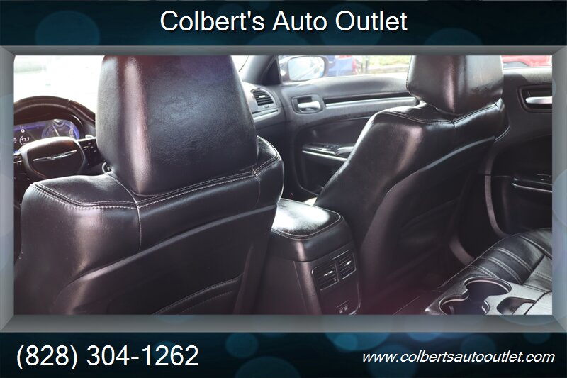 2018 Chrysler 300 Series S - Photo 56 - Hickory, NC 28601