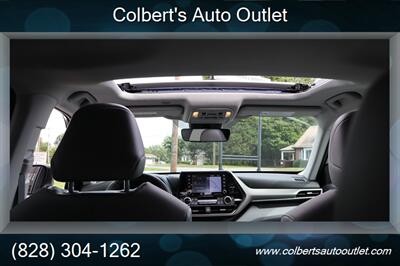 2020 Toyota Highlander XLE   - Photo 37 - Hickory, NC 28601