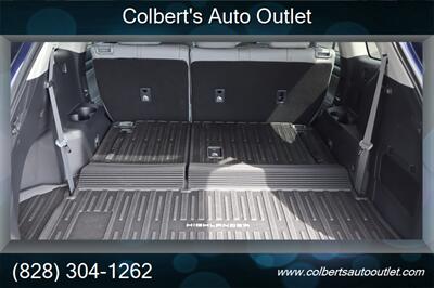 2020 Toyota Highlander XLE   - Photo 18 - Hickory, NC 28601