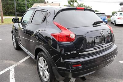 2011 Nissan Juke SV 4dr Crossover 6M   - Photo 6 - Hickory, NC 28601