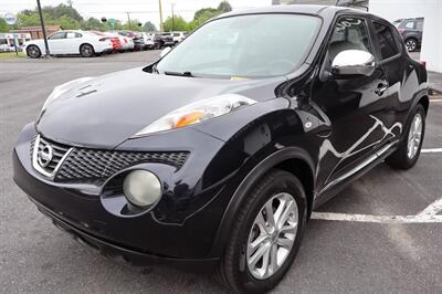 2011 Nissan Juke SV 4dr Crossover 6M   - Photo 4 - Hickory, NC 28601