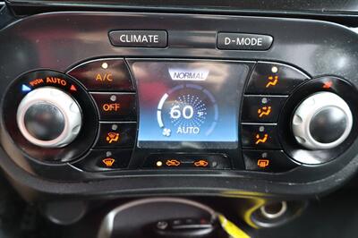 2011 Nissan Juke SV 4dr Crossover 6M   - Photo 24 - Hickory, NC 28601