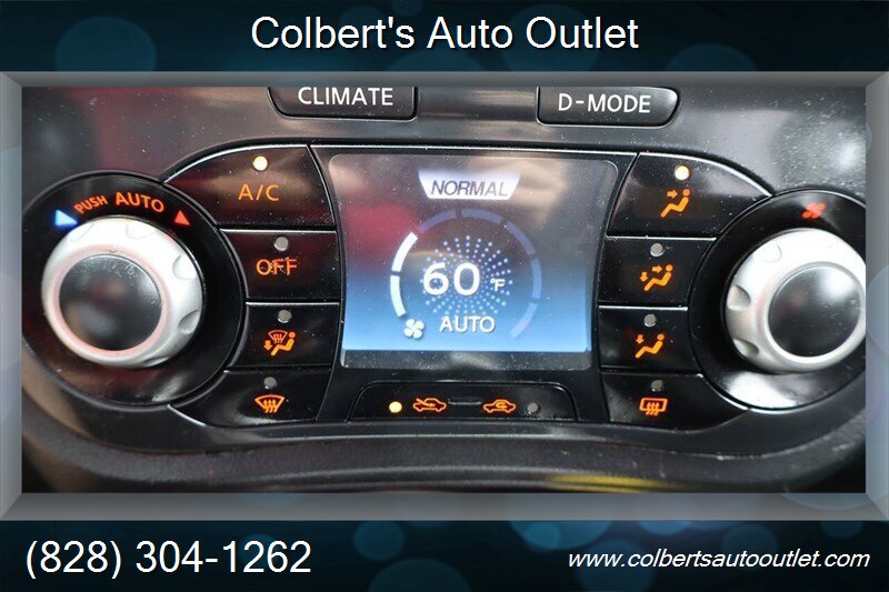 2011 Nissan Juke SV 4dr Crossover 6M - Photo 24 - Hickory, NC 28601