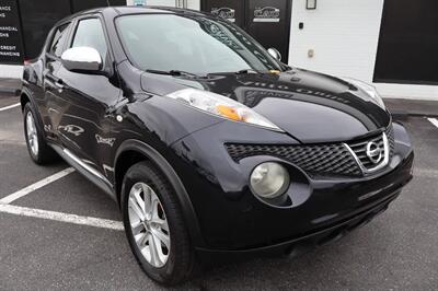 2011 Nissan Juke SV 4dr Crossover 6M   - Photo 2 - Hickory, NC 28601
