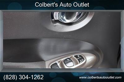 2011 Nissan Juke SV 4dr Crossover 6M - Photo 20 - Hickory, NC 28601