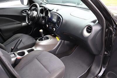 2011 Nissan Juke SV 4dr Crossover 6M   - Photo 18 - Hickory, NC 28601