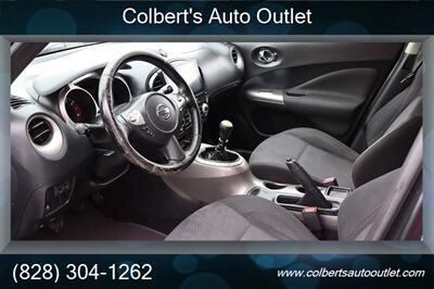 2011 Nissan Juke SV 4dr Crossover 6M - Photo 11 - Hickory, NC 28601