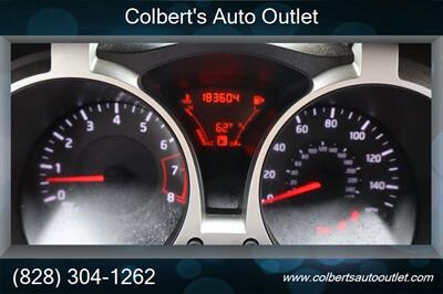 2011 Nissan Juke SV 4dr Crossover 6M - Photo 22 - Hickory, NC 28601