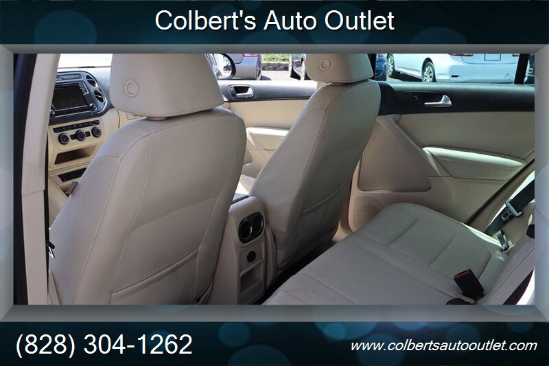 2017 Volkswagen Tiguan Limited 2.0T S 4dr SUV - Photo 12 - Hickory, NC 28601