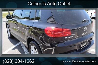 2017 Volkswagen Tiguan Limited 2.0T S 4dr SUV - Photo 6 - Hickory, NC 28601