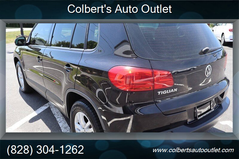 2017 Volkswagen Tiguan Limited 2.0T S 4dr SUV - Photo 6 - Hickory, NC 28601