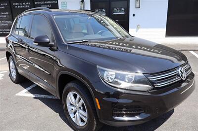 2017 Volkswagen Tiguan Limited 2.0T S 4dr SUV   - Photo 2 - Hickory, NC 28601