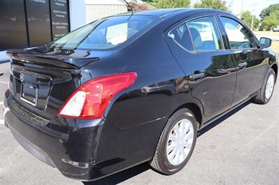 2018 Nissan Versa SV 4dr Sedan   - Photo 8 - Hickory, NC 28601
