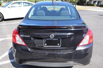 2018 Nissan Versa SV 4dr Sedan   - Photo 7 - Hickory, NC 28601