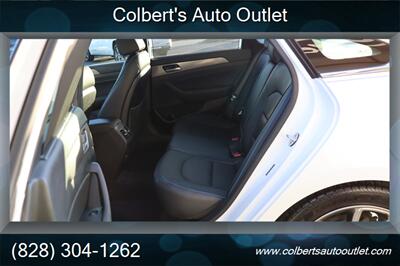 2018 Hyundai SONATA Limited 2.0T+ - Photo 23 - Hickory, NC 28601