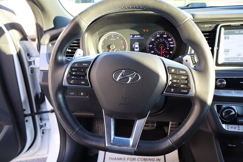 2018 Hyundai SONATA Limited 2.0T+ - Photo 25 - Hickory, NC 28601