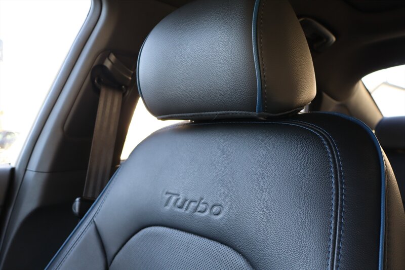 2018 Hyundai SONATA Limited 2.0T+ - Photo 38 - Hickory, NC 28601