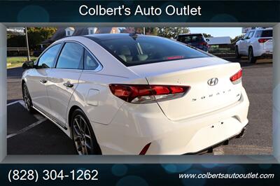 2018 Hyundai SONATA Limited 2.0T+ - Photo 4 - Hickory, NC 28601
