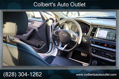 2018 Hyundai SONATA Limited 2.0T+ - Photo 28 - Hickory, NC 28601