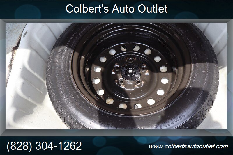 2009 Nissan Altima 2.5 S - Photo 16 - Hickory, NC 28601