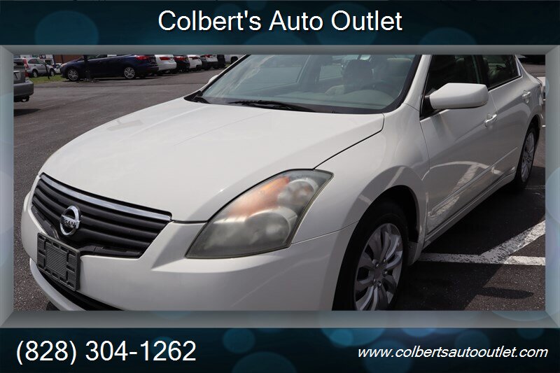 2009 Nissan Altima 2.5 S - Photo 4 - Hickory, NC 28601