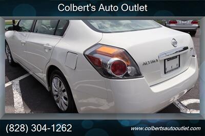 2009 Nissan Altima 2.5 S - Photo 6 - Hickory, NC 28601
