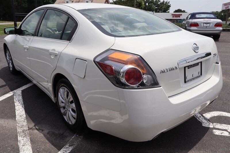 2009 Nissan Altima 2.5 S - Photo 6 - Hickory, NC 28601