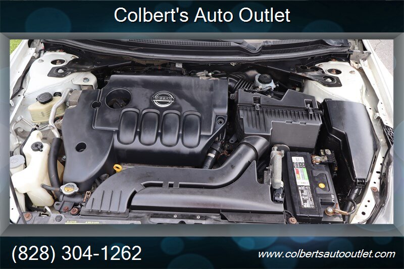 2009 Nissan Altima 2.5 S - Photo 10 - Hickory, NC 28601
