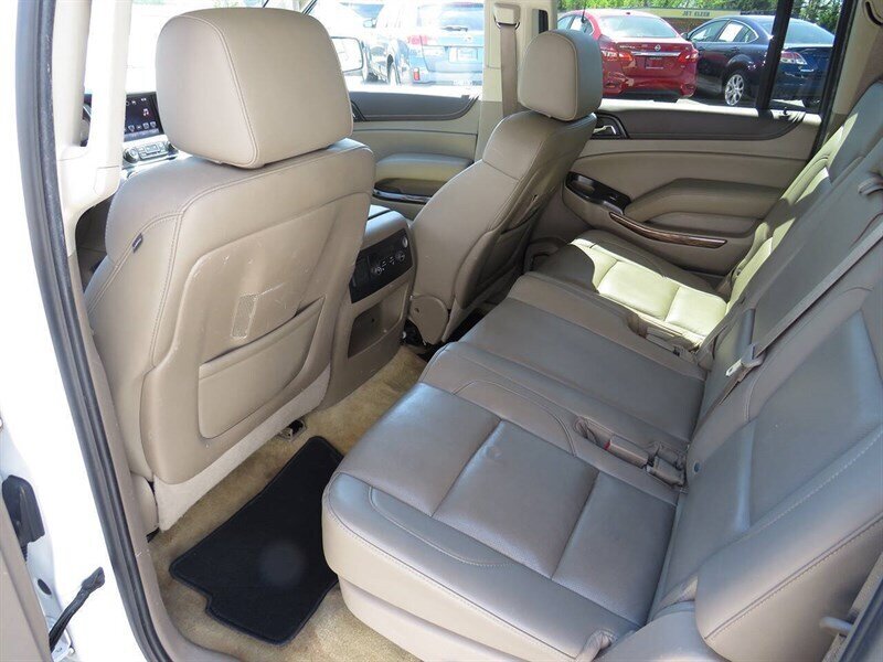 2016 GMC Yukon XL SLT 4x2 4dr SUV - Photo 13 - Hickory, NC 28601