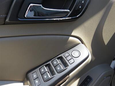 2016 GMC Yukon XL SLT 4x2 4dr SUV   - Photo 23 - Hickory, NC 28601
