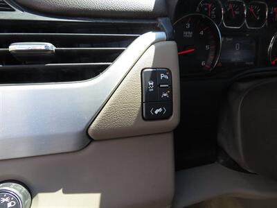 2016 GMC Yukon XL SLT 4x2 4dr SUV   - Photo 25 - Hickory, NC 28601