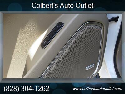 2016 GMC Yukon XL SLT 4x2 4dr SUV - Photo 24 - Hickory, NC 28601