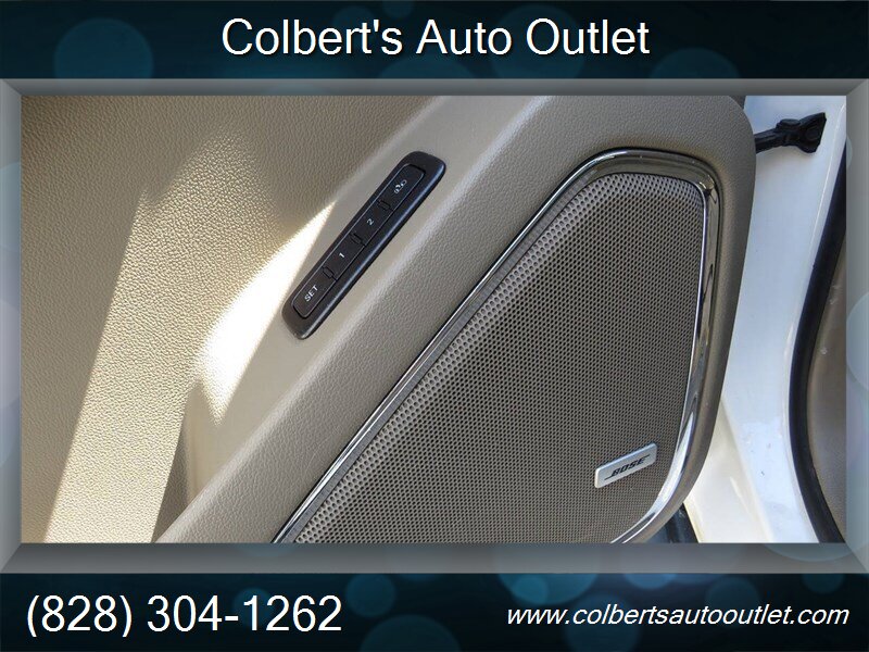 2016 GMC Yukon XL SLT 4x2 4dr SUV - Photo 24 - Hickory, NC 28601