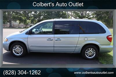 2001 Chrysler Town & Country Limited   - Photo 5 - Hickory, NC 28601