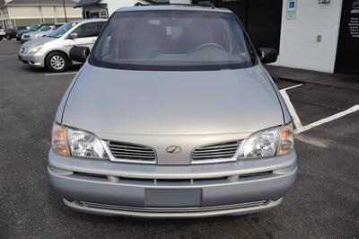 2001 Oldsmobile Silhouette Premiere 4dr Extended Mini Van   - Photo 3 - Hickory, NC 28601