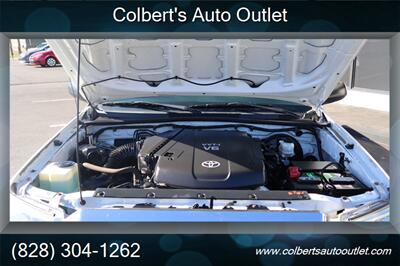 2013 Toyota Tacoma V6   - Photo 8 - Hickory, NC 28601
