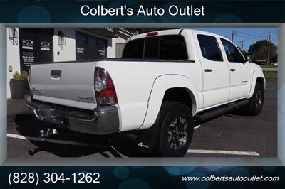 2013 Toyota Tacoma V6   - Photo 5 - Hickory, NC 28601